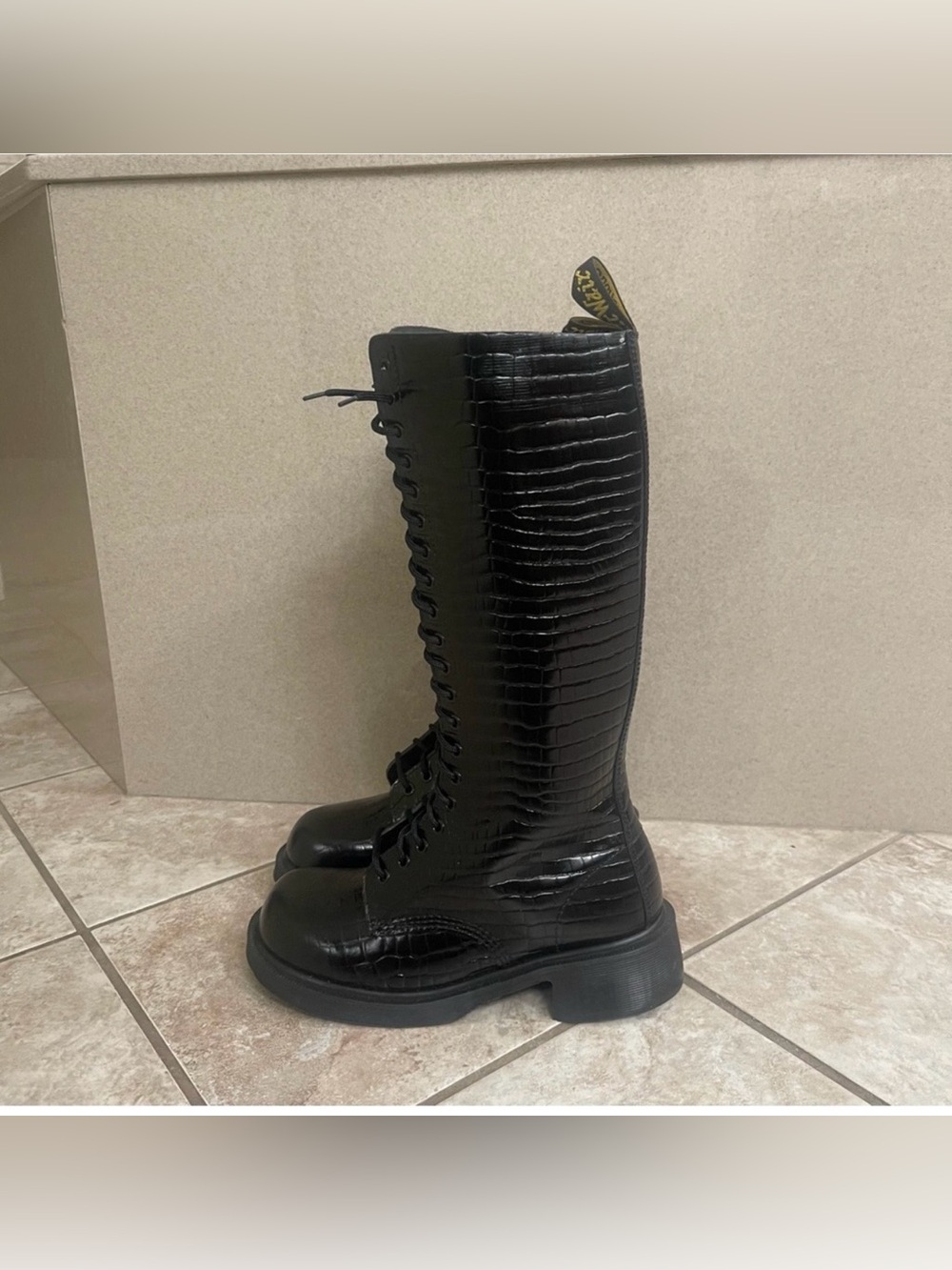 RARE Dr Martens ENGLAND  9730 Croc Emboss Square Toe knee high Boots. Women's 10 - Picture 10 of 16